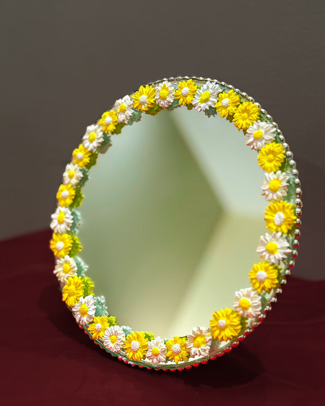 Daisy Day - Mini Floral Mirror (8x8 inches)