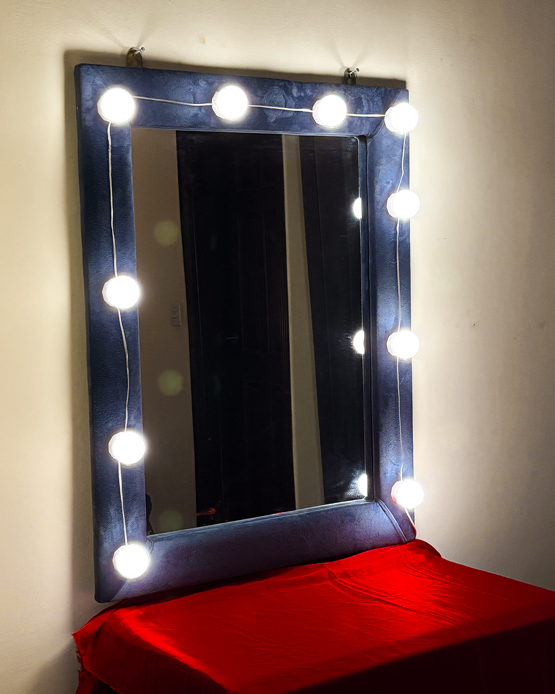 Hollywood-Style LED Vanity Mirror Lights (10 Bulbs)